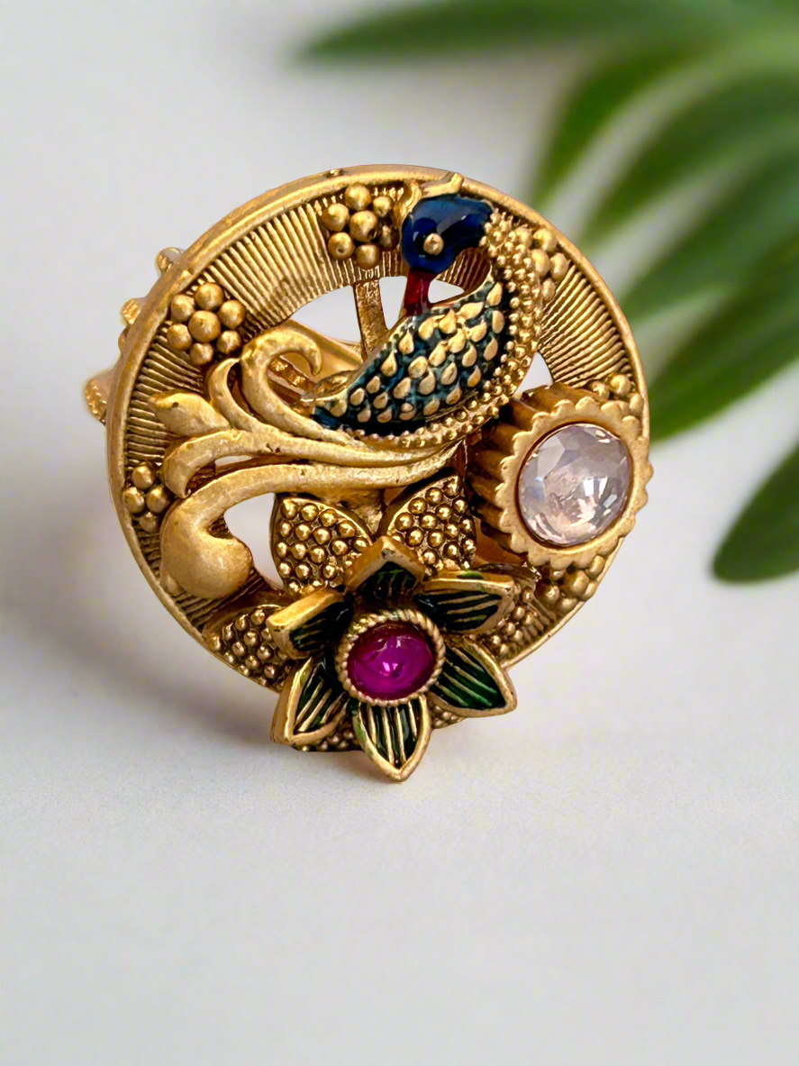 Antique Gold Peacock Ring with Uncut Diamond