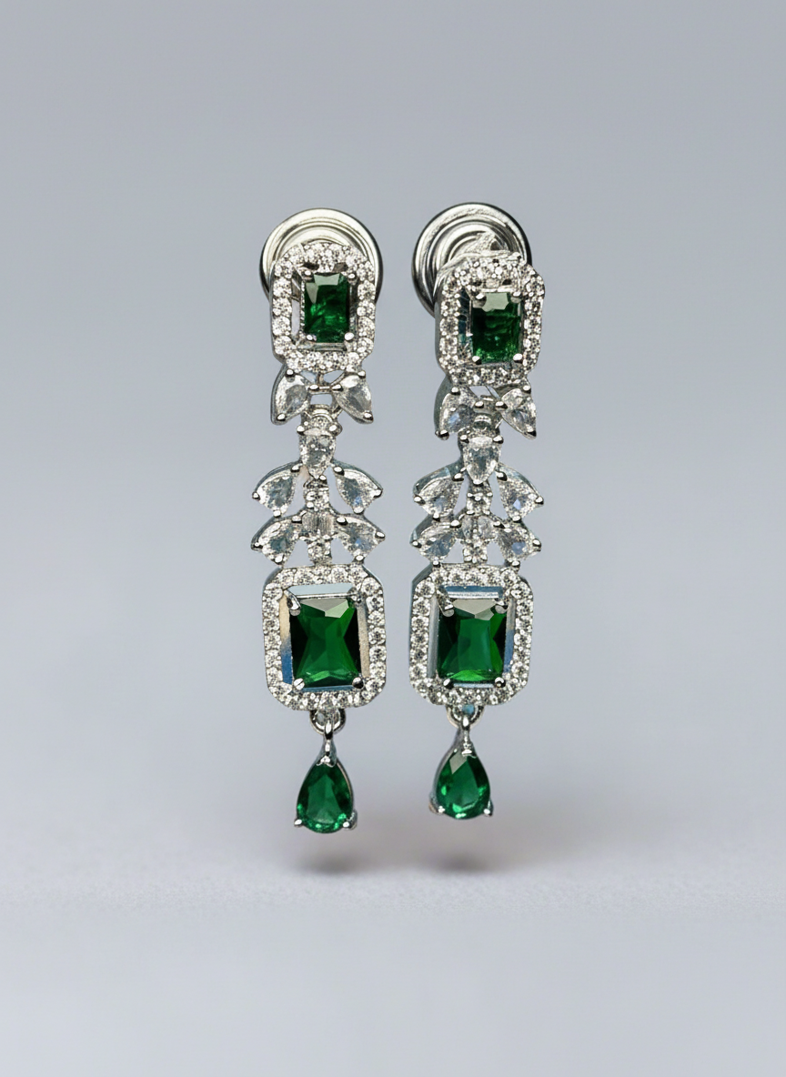 Cluster AD and Green Emerald Necklace Set