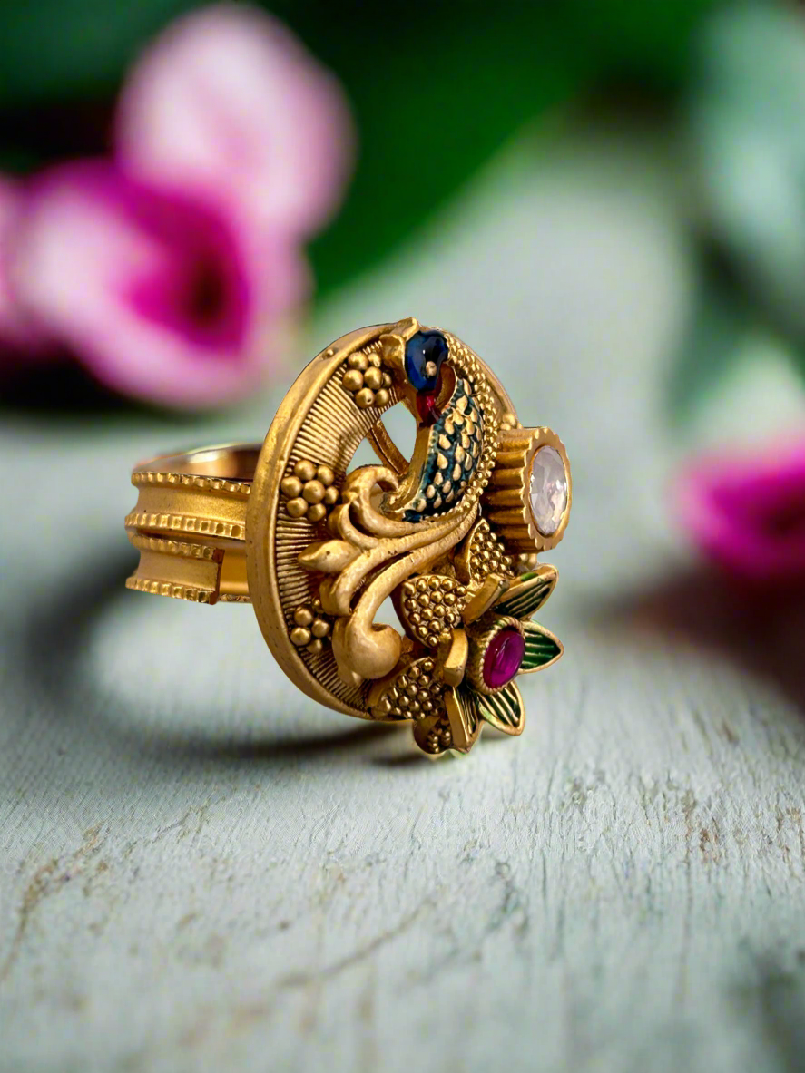 Antique Gold Peacock Ring with Uncut Diamond