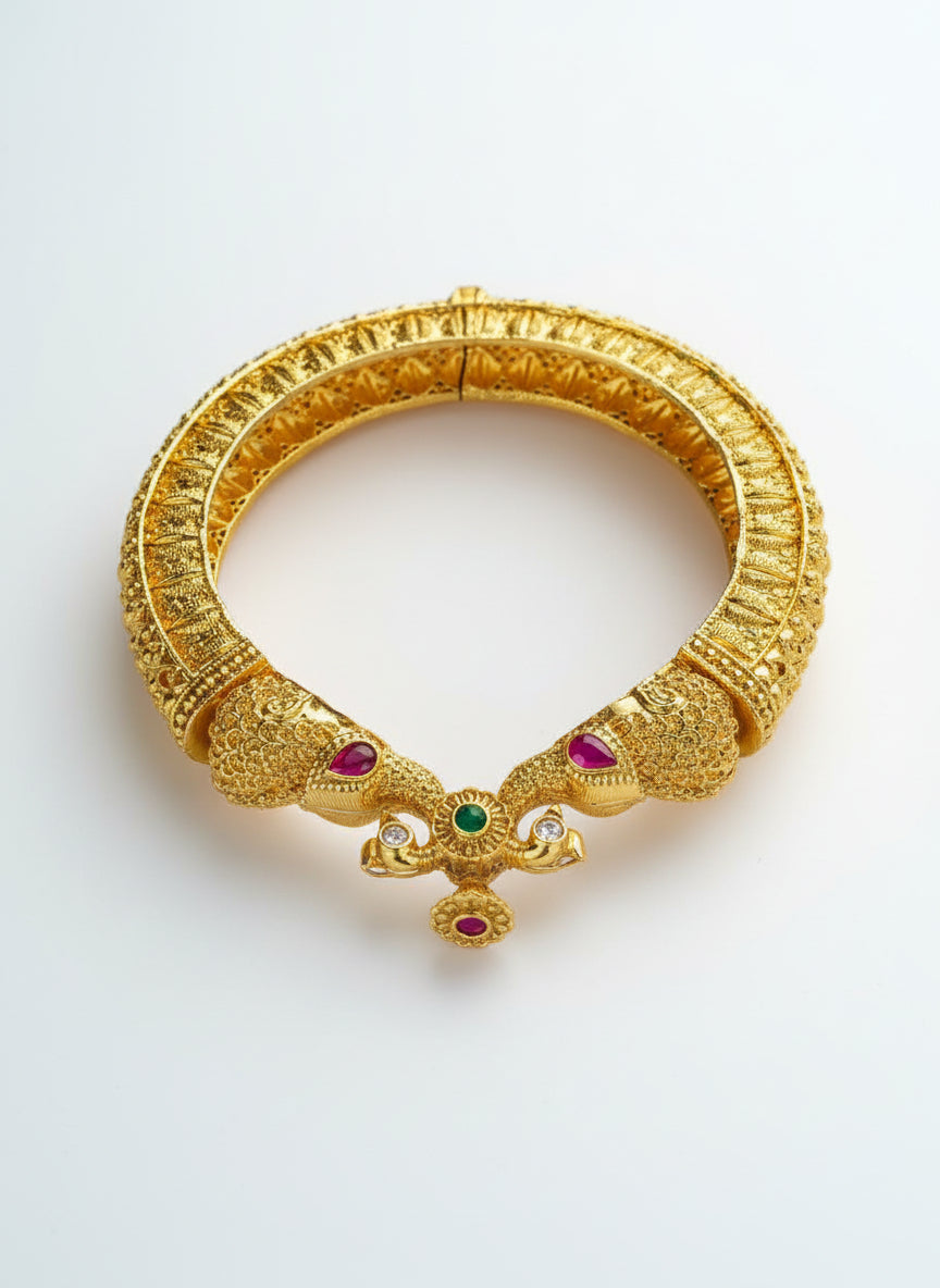 Vanya Gold Plated Bangle