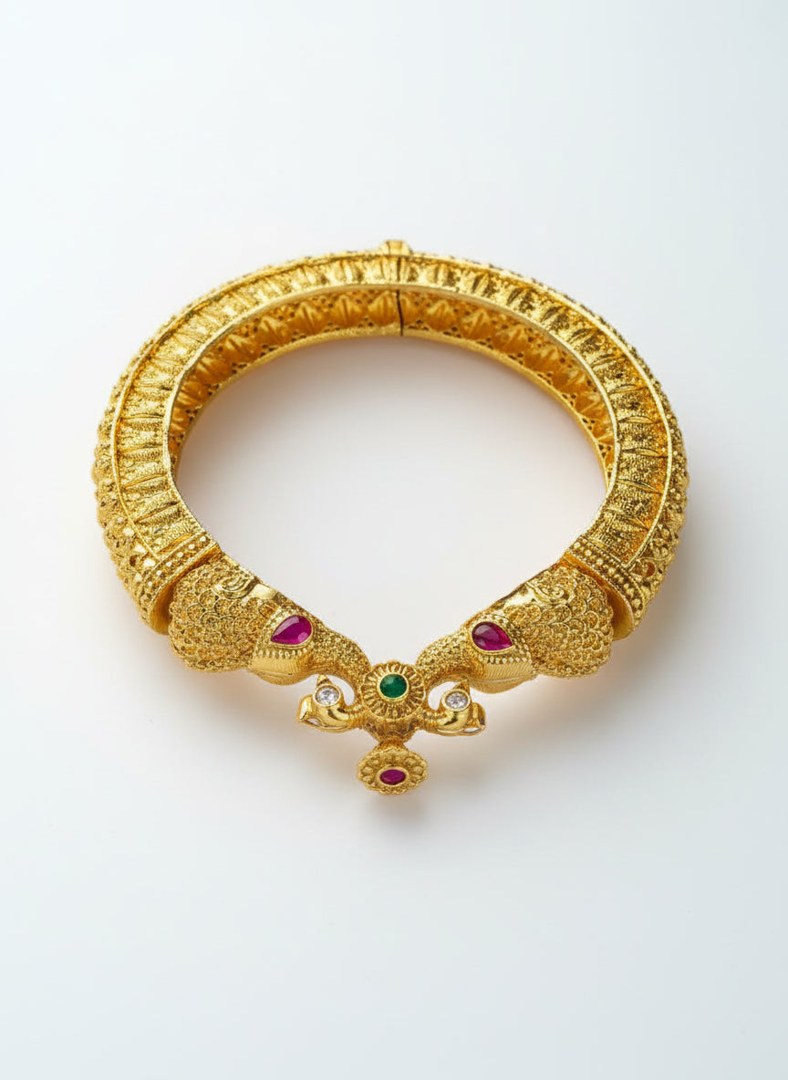 Vanya Gold Plated Bangle