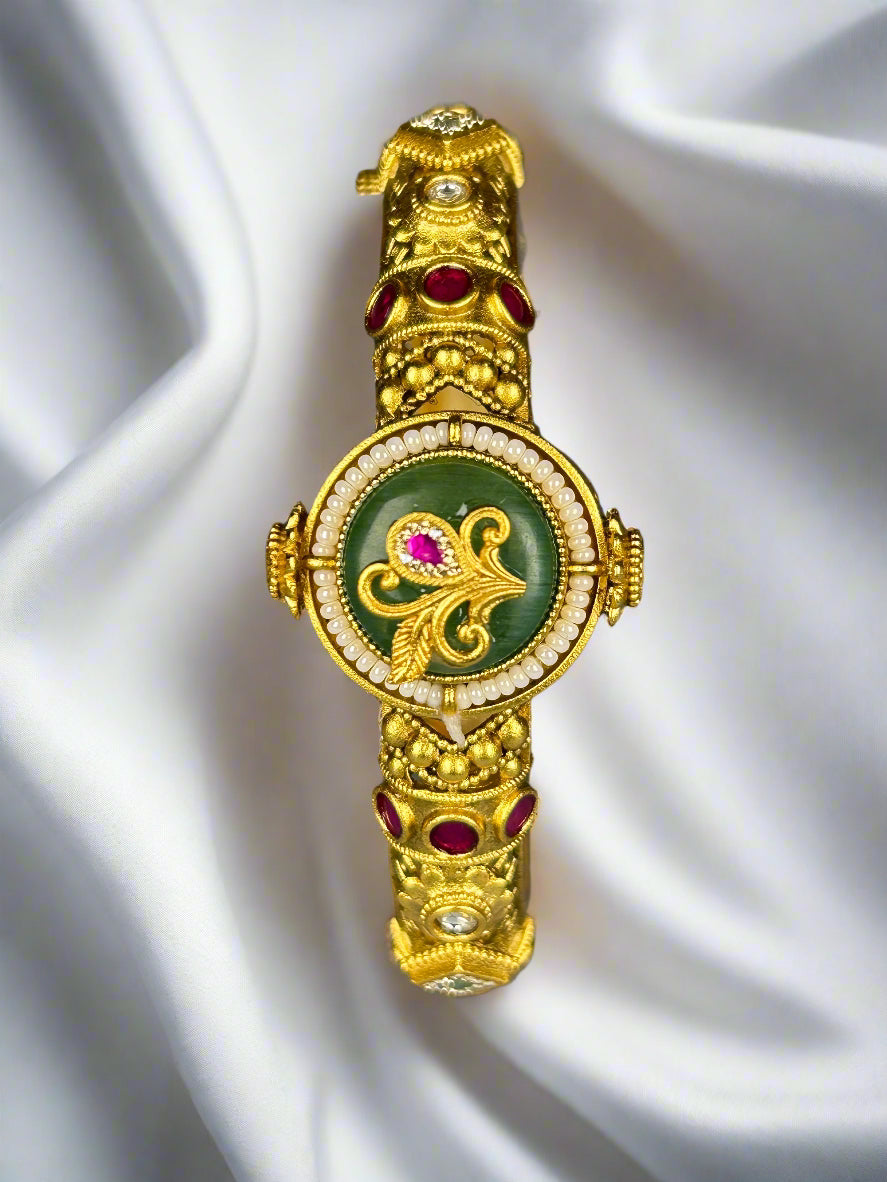 Aarna Gold Plated Bangle