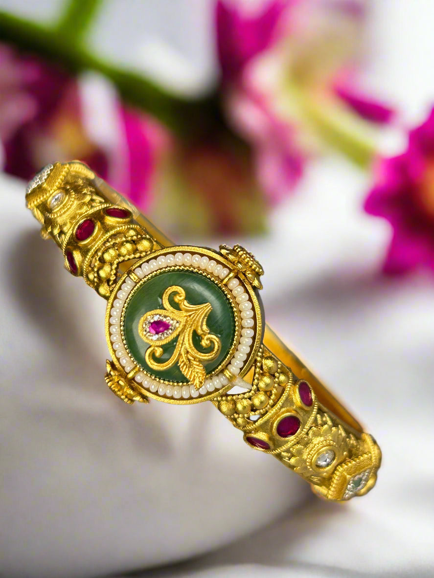 Aarna Gold Plated Bangle