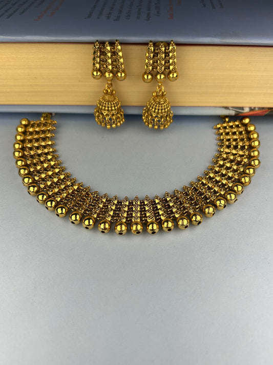 Vidhi Demi Gold Necklace Set