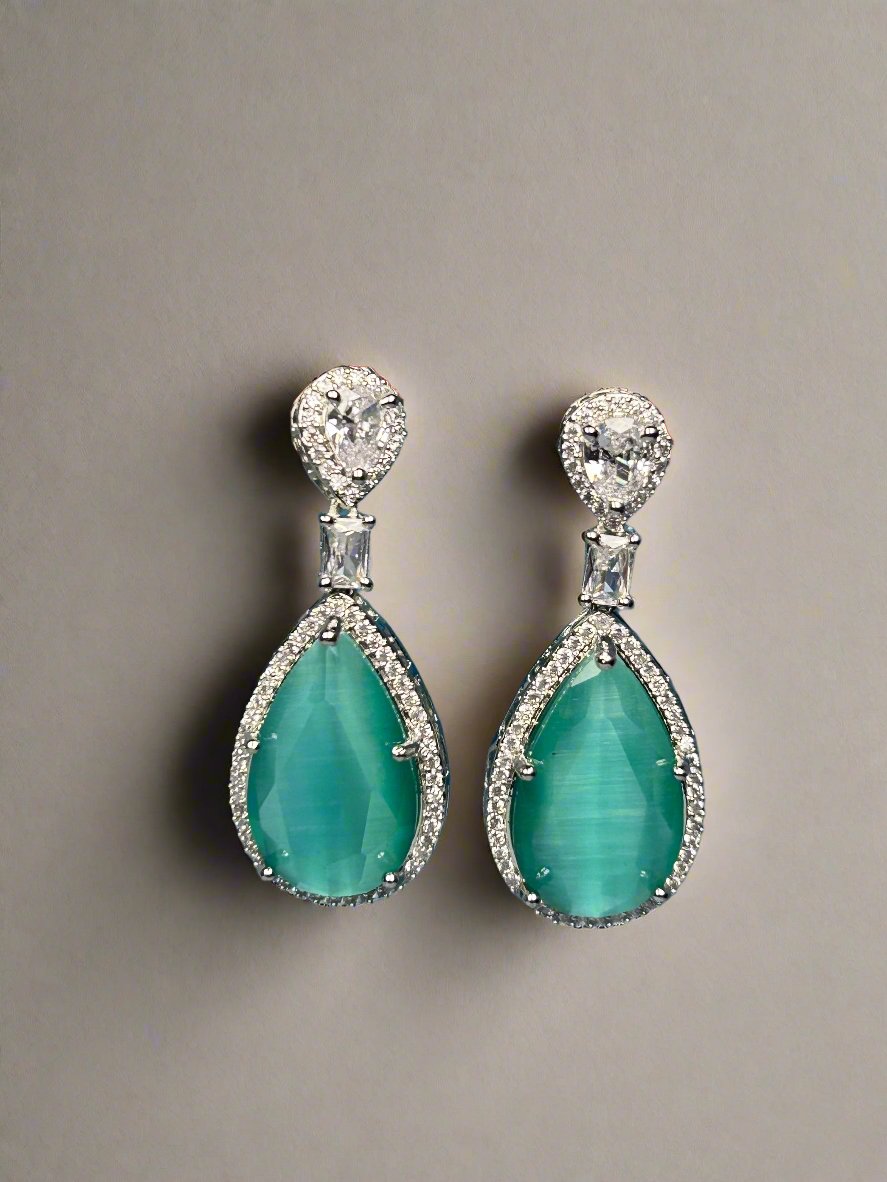 Green Quartz and AD Necklace Set