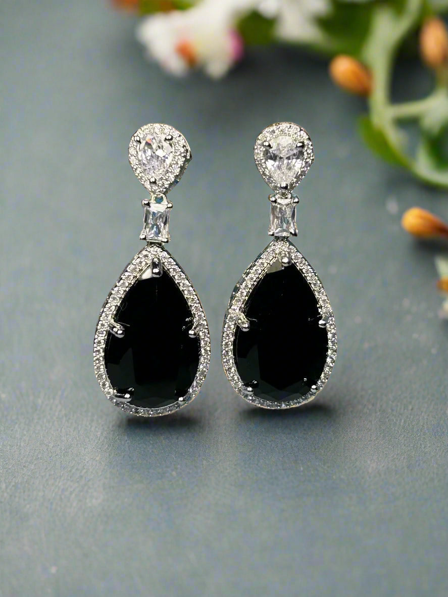 Black Crystal and AD Necklace Set