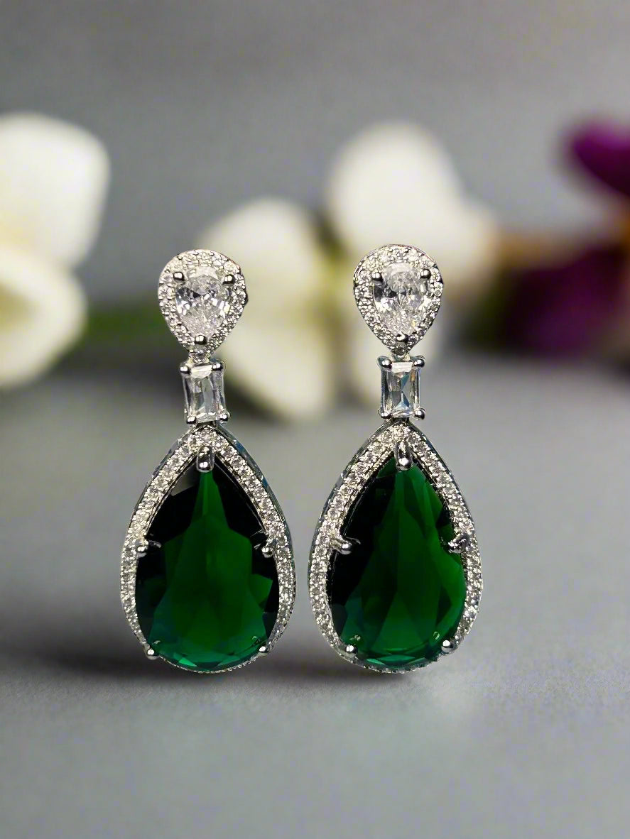 Green Emerald and AD Necklace Set