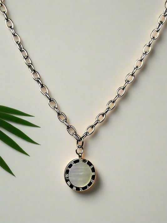 Stainless Steel Round Shell Pendant