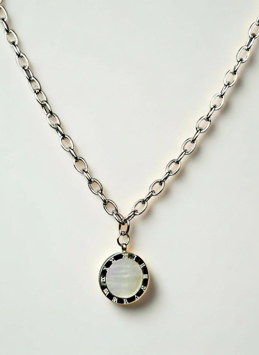 Stainless Steel Round Shell Pendant