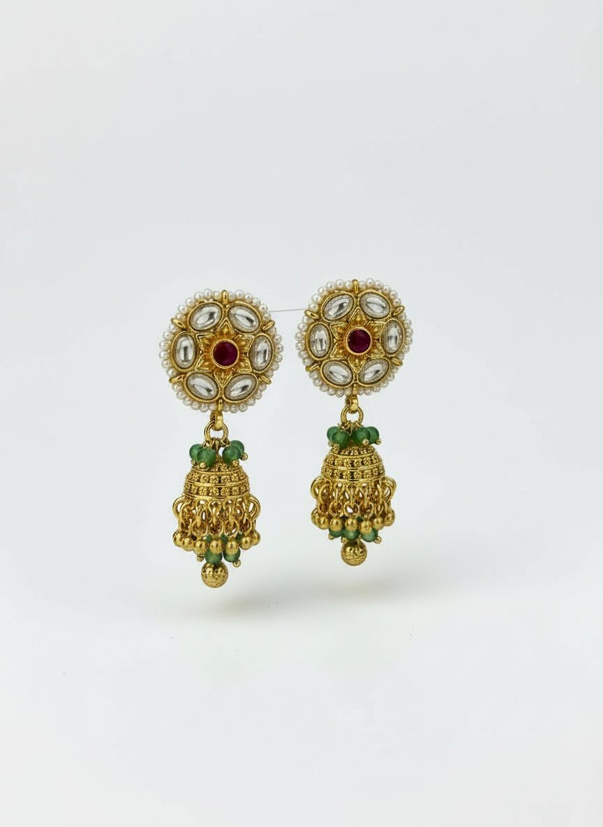 Aarini Gold Plated Jewellery Set