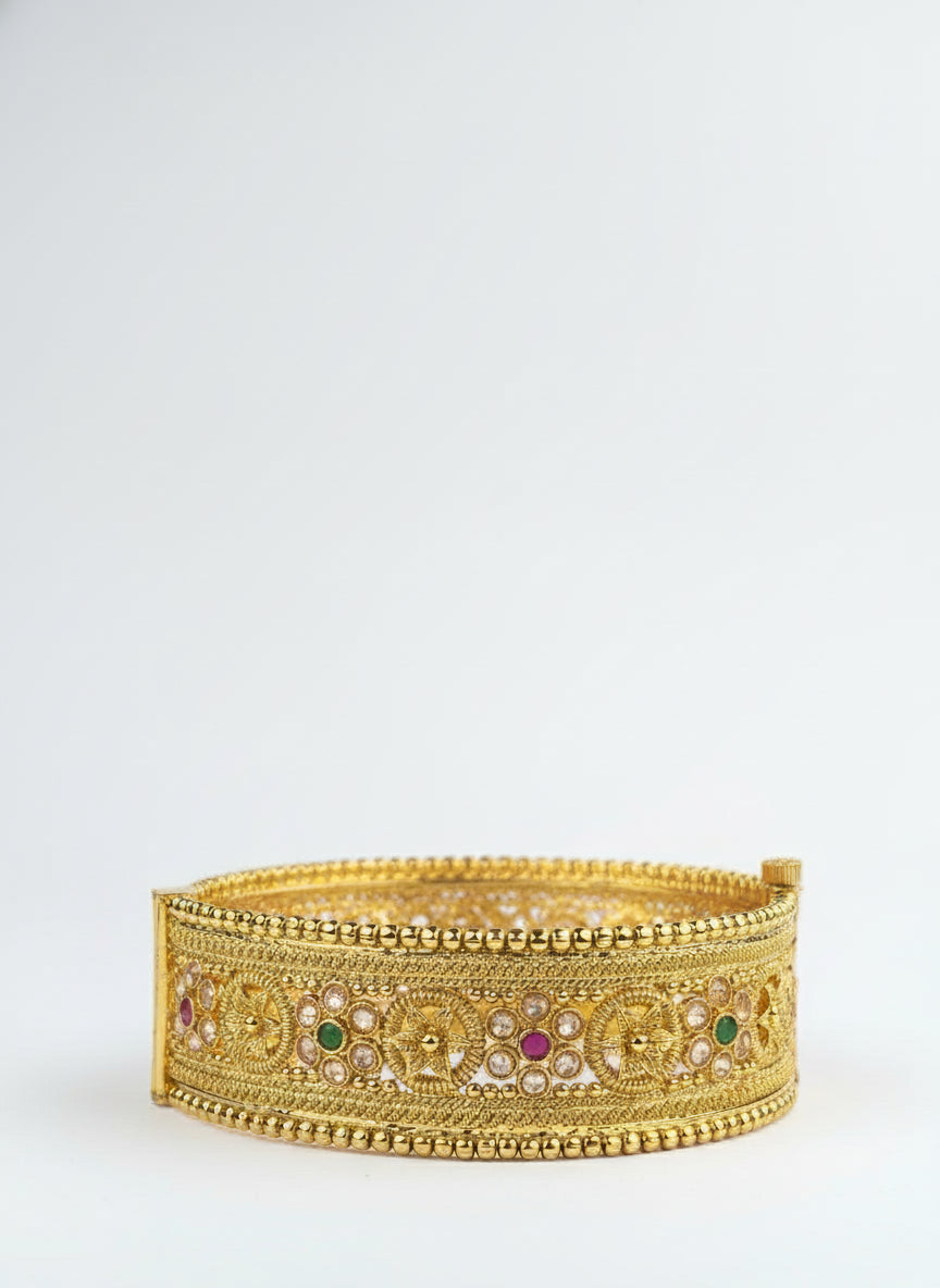 Kriti Gold Plated Bangle