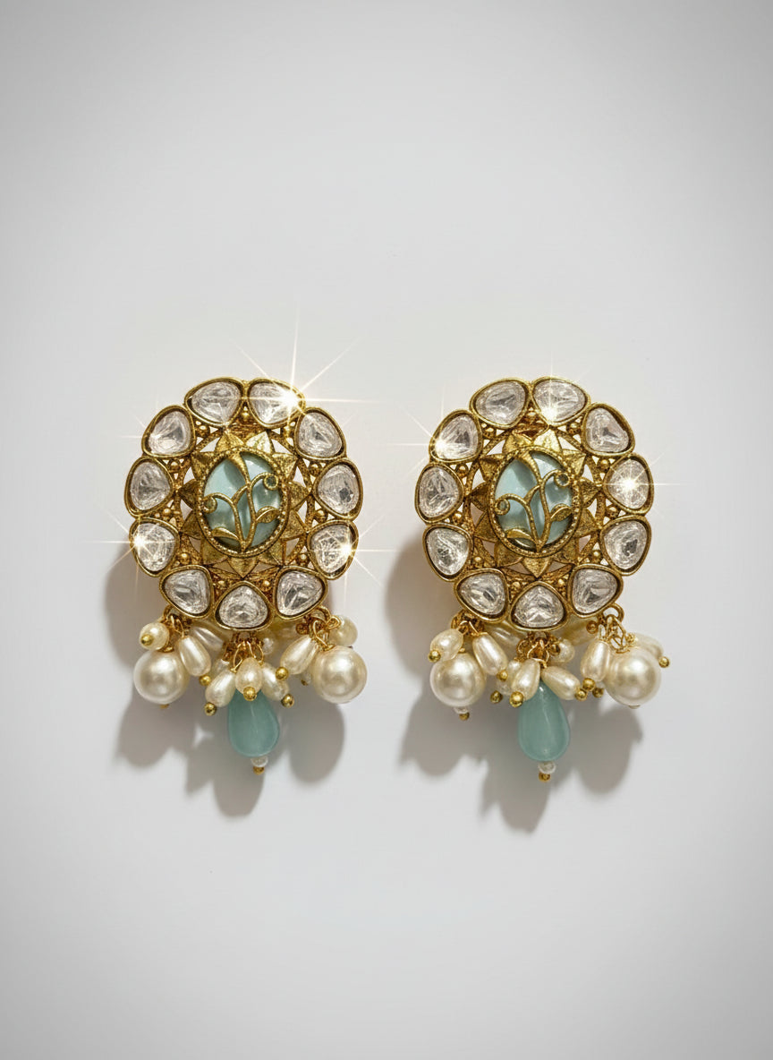 Mrigya Kundan Choker Set