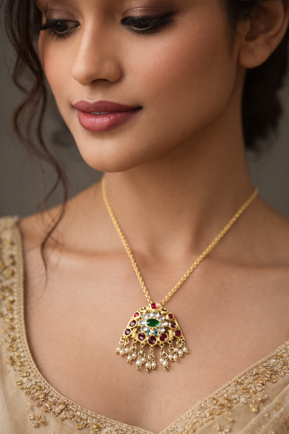 Vidhika Pendant Necklace