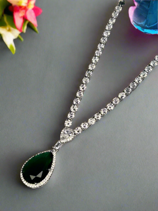 Green Emerald and AD Necklace Set