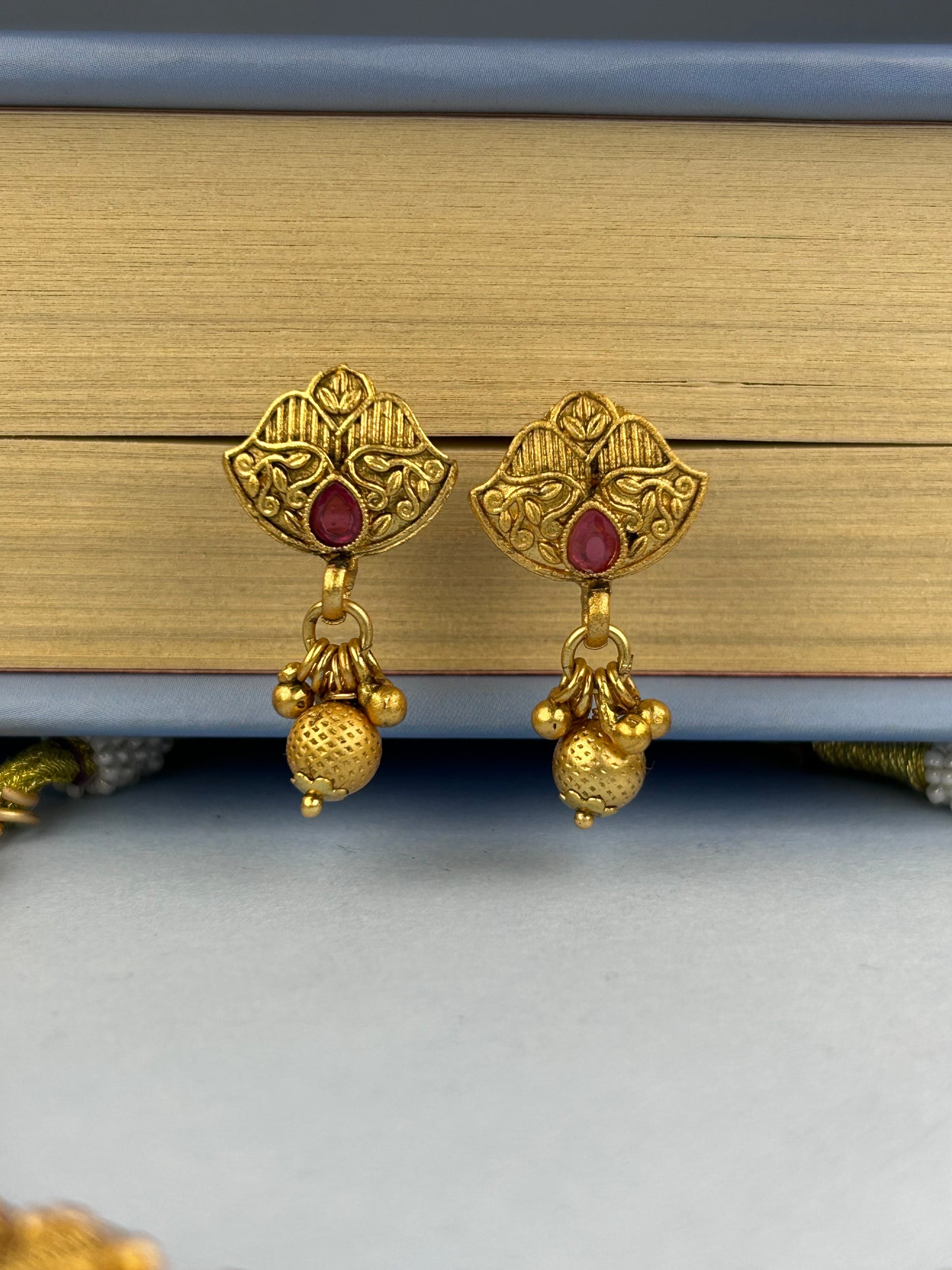 Antique Gold, Ruby and Diamond Necklace Set