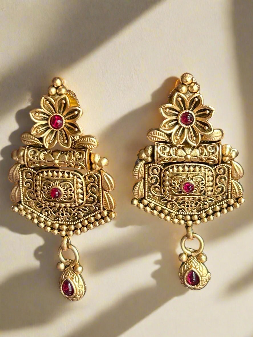 Antique Gold Plated Dangler Earrings