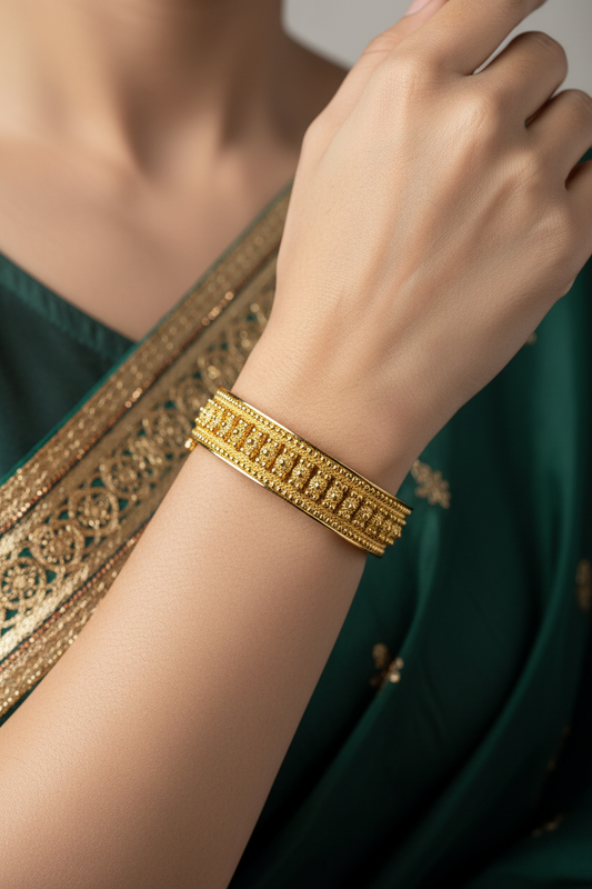 Vanika Gold Plated Bangles