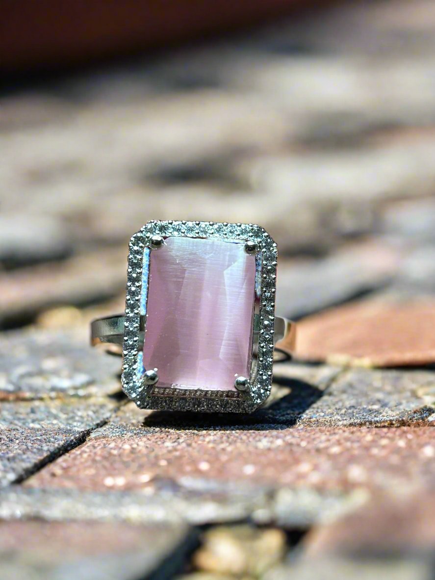 Pink Quartz Ring with Cluster AD