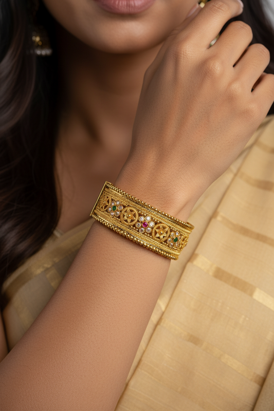 Kriti Gold Plated Bangle