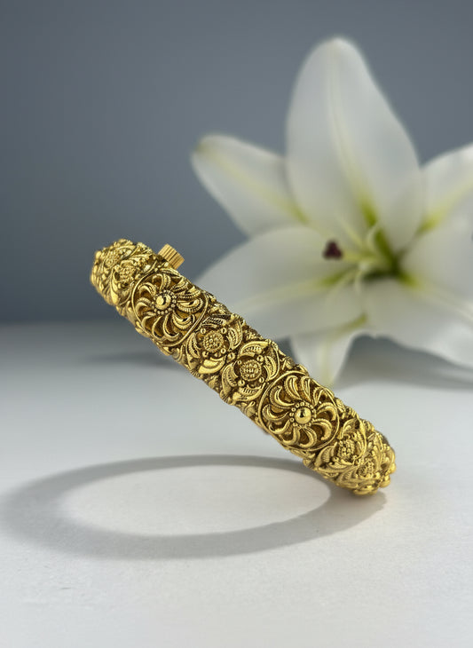 Kaaya Gold Plated Bangle