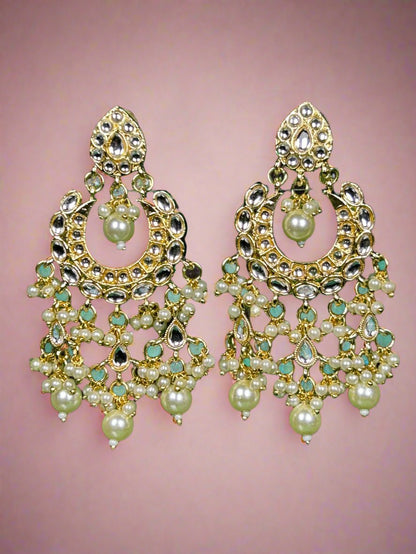 Kundan Chandbali with Pearls