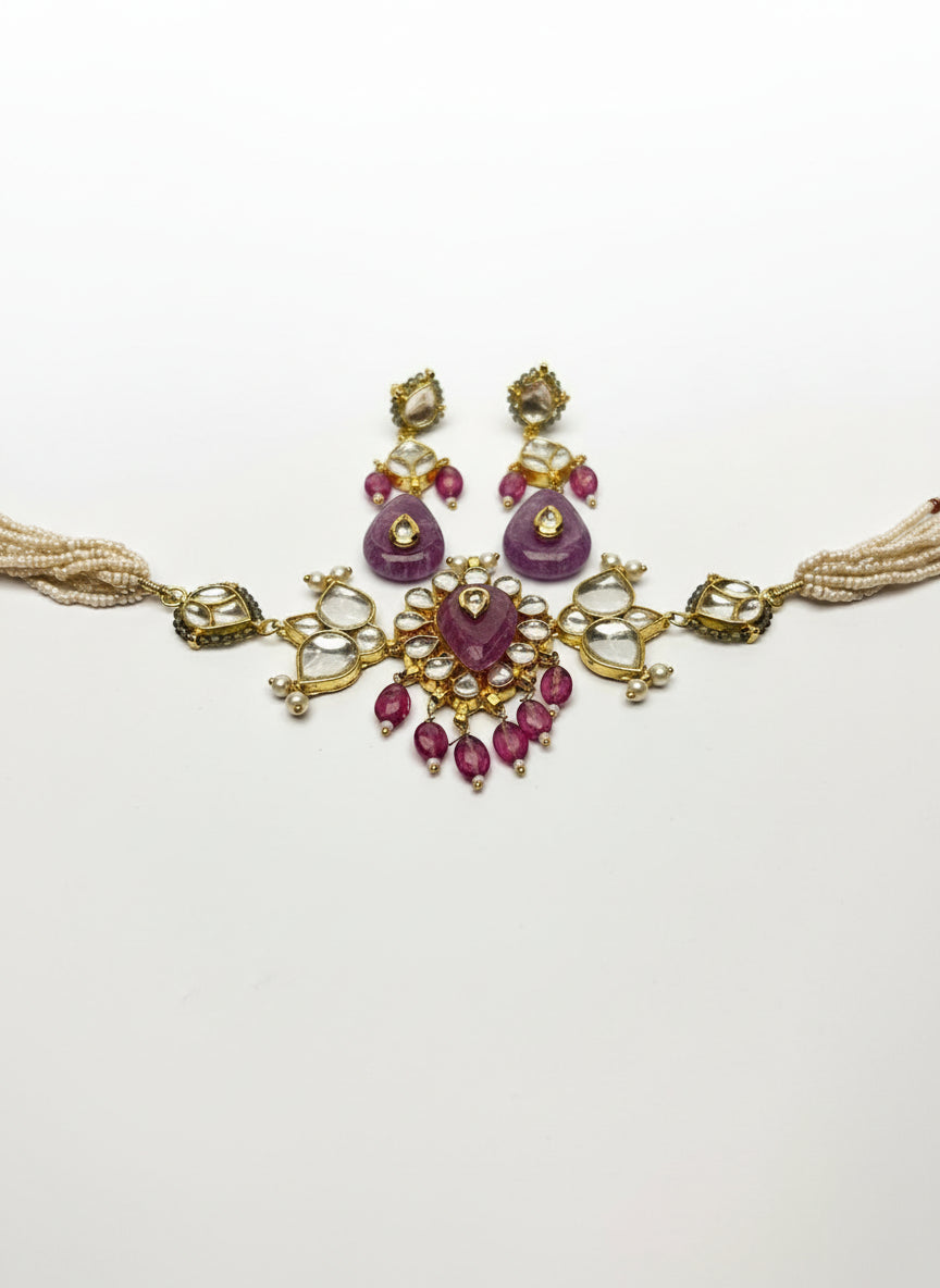 Varnika Kundan Choker Set