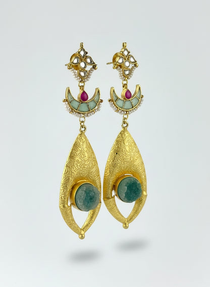 Vedika Kundan Earrings