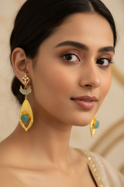 Vedika Kundan Earrings