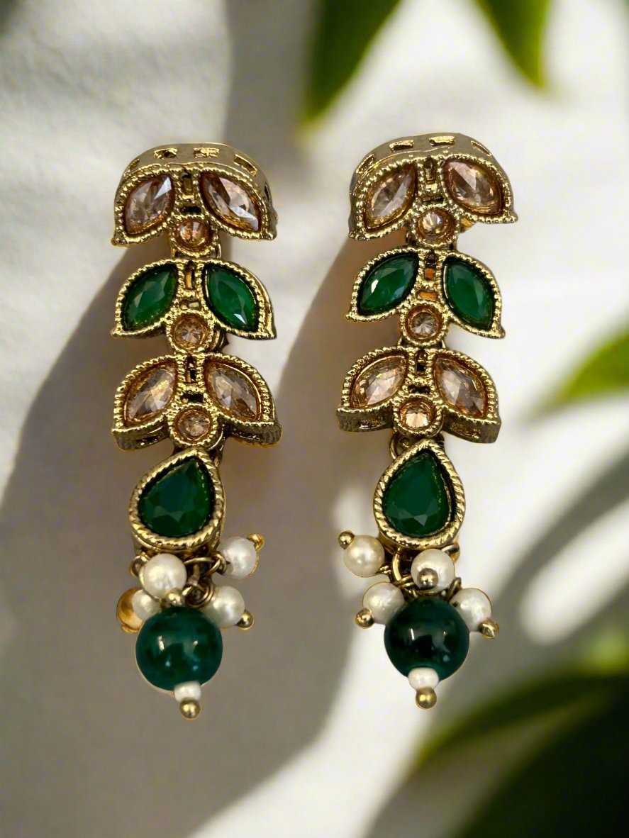 Antique Gold Plated Jewellery set with AD & Emerald