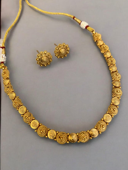 Intricate Gold Plated Necklace Set