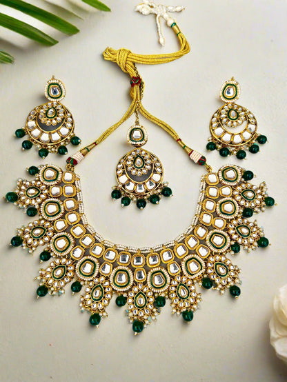 Dazzling Kundan Necklace Set