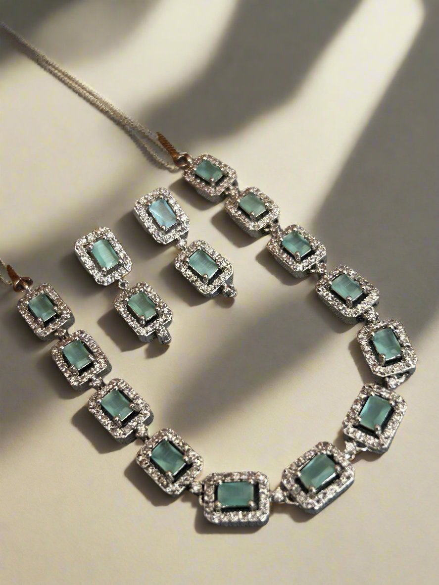 Cluster Diamonds and Eden Emeralds Single-Line Necklace Set