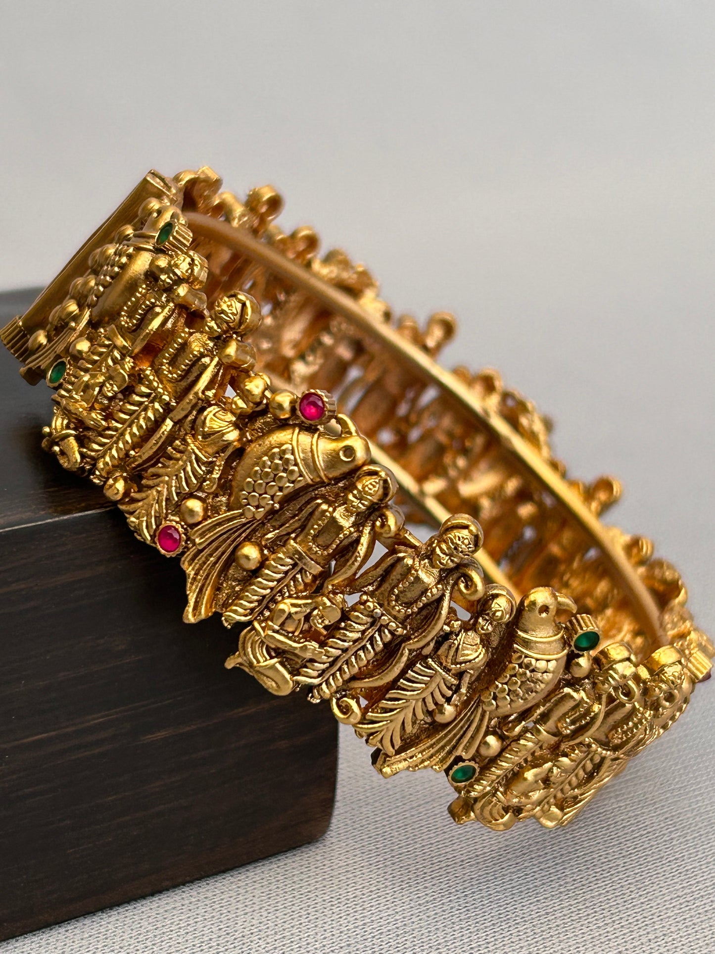 Traditional Ram Sita Gold Kada Bangle