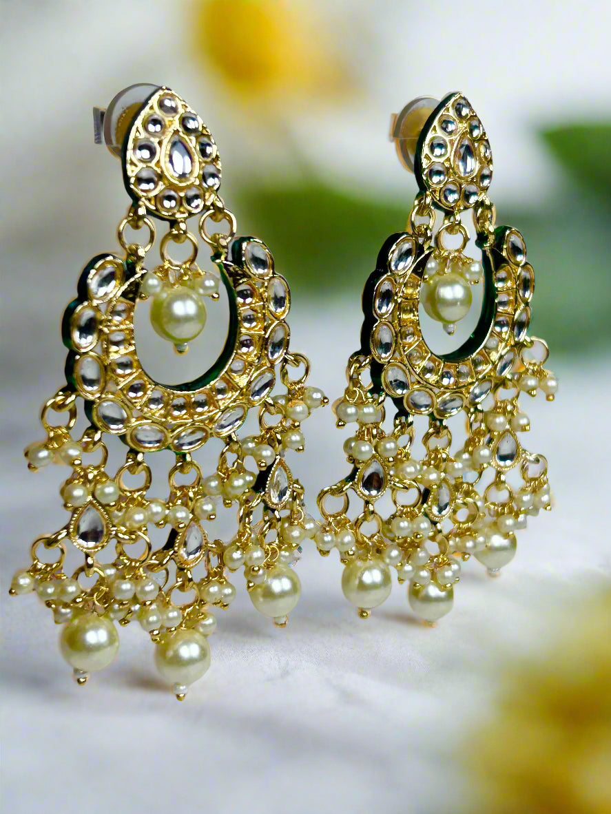 Kundan Chandbali with Pearls