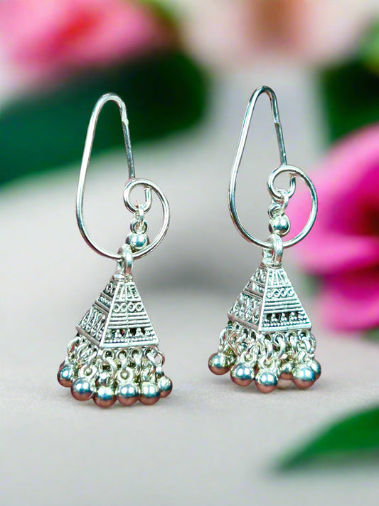 Avya Earrings